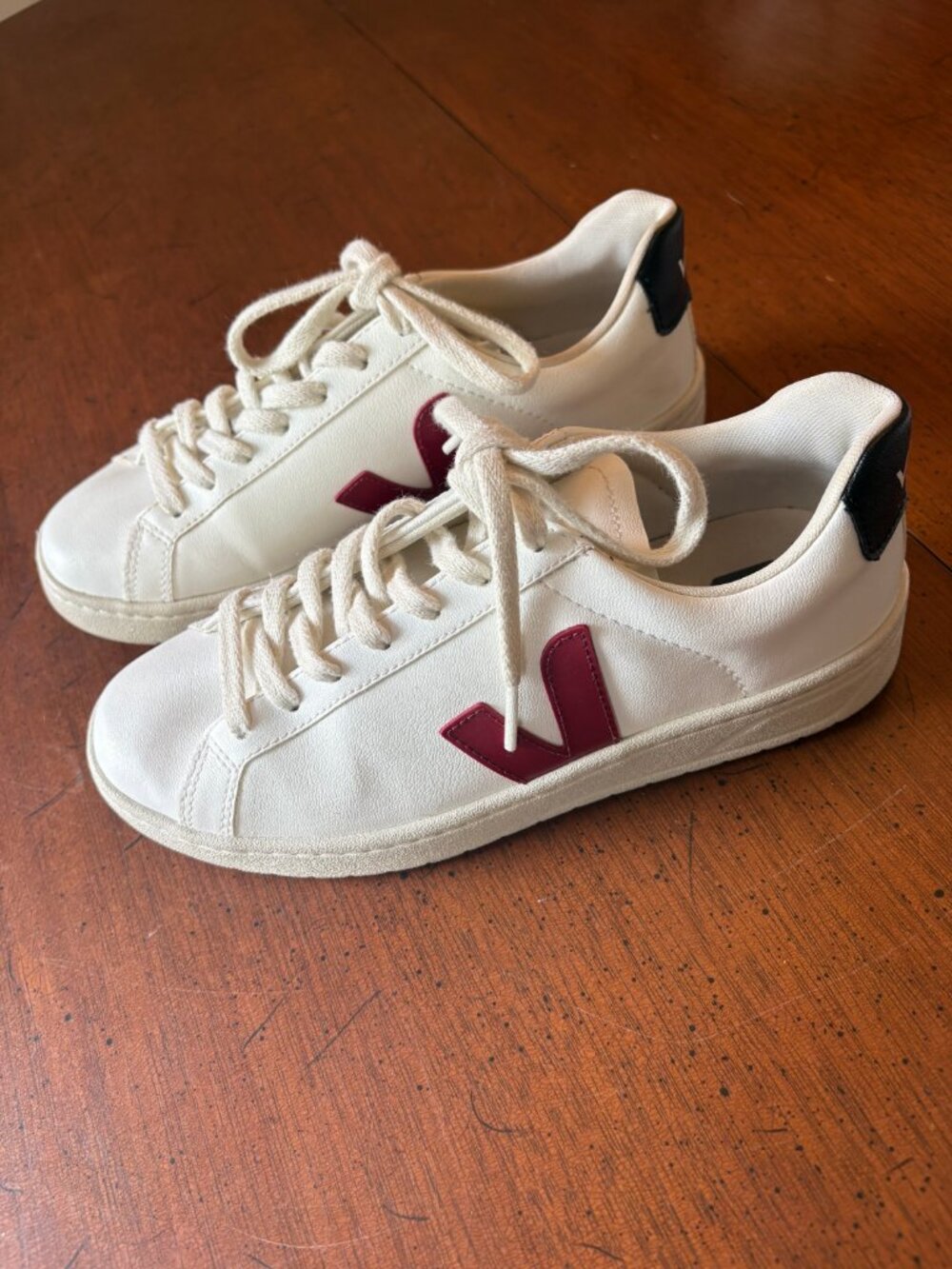 Veja Campo Chromefree Leather Sneaker White Burgundy Black Womens EU 38 / US 7 8